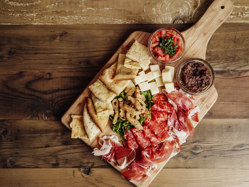 starting a charcuterie board business