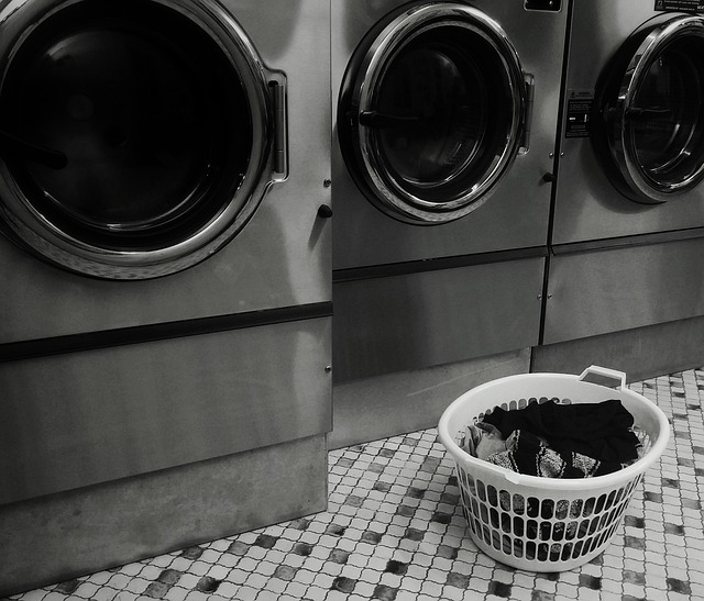 how to start a laundromat business with no money