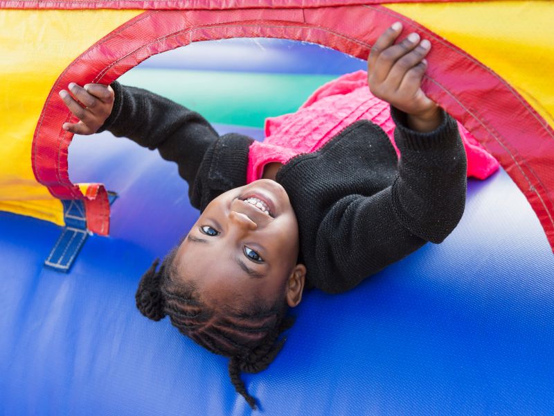 How to start an inflatable bounce house business - Boss Mom Collective